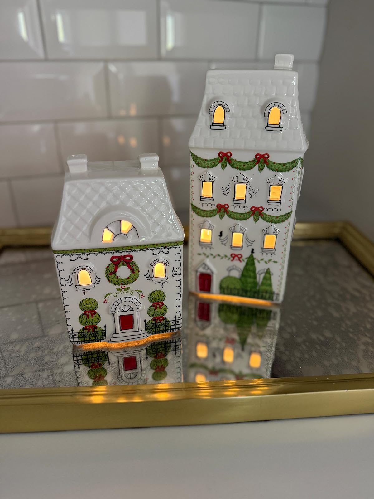 CHRISTMAS IN THE CITY HOUSE